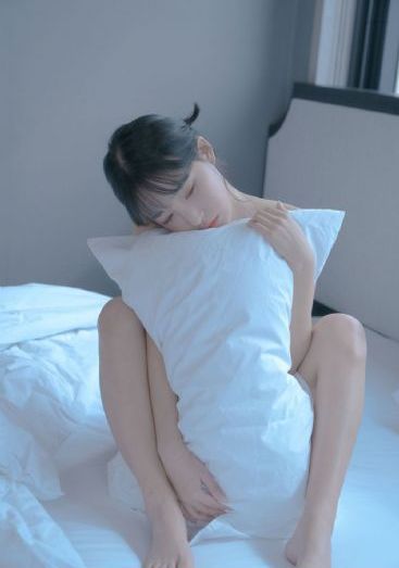 综合娱乐网久久_JVID性感写真