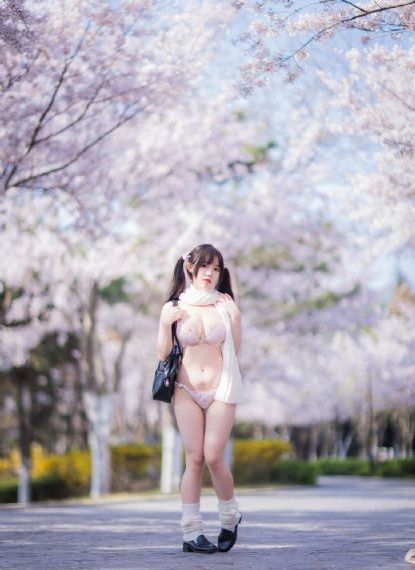 大胸男同黄色片_HD电影完整版