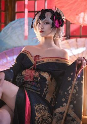 av在线超碰_720高清完整版